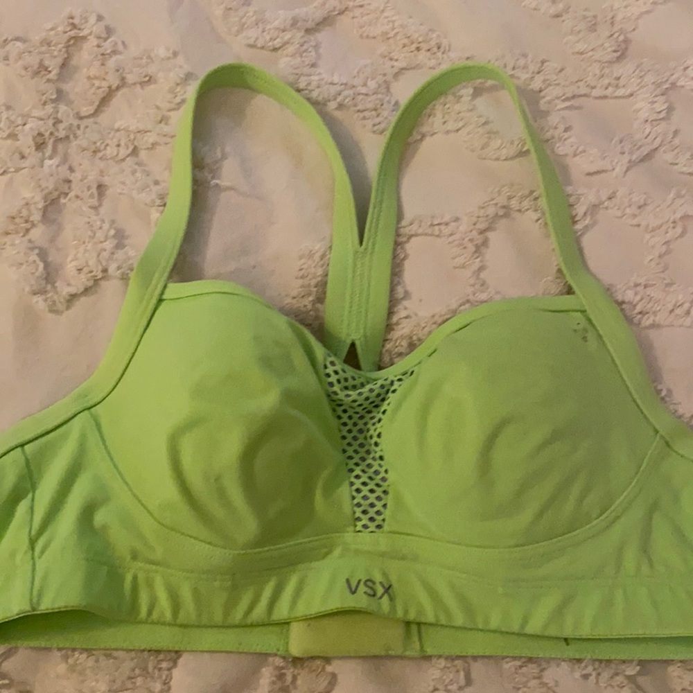 Victoria Secret Sports Bra